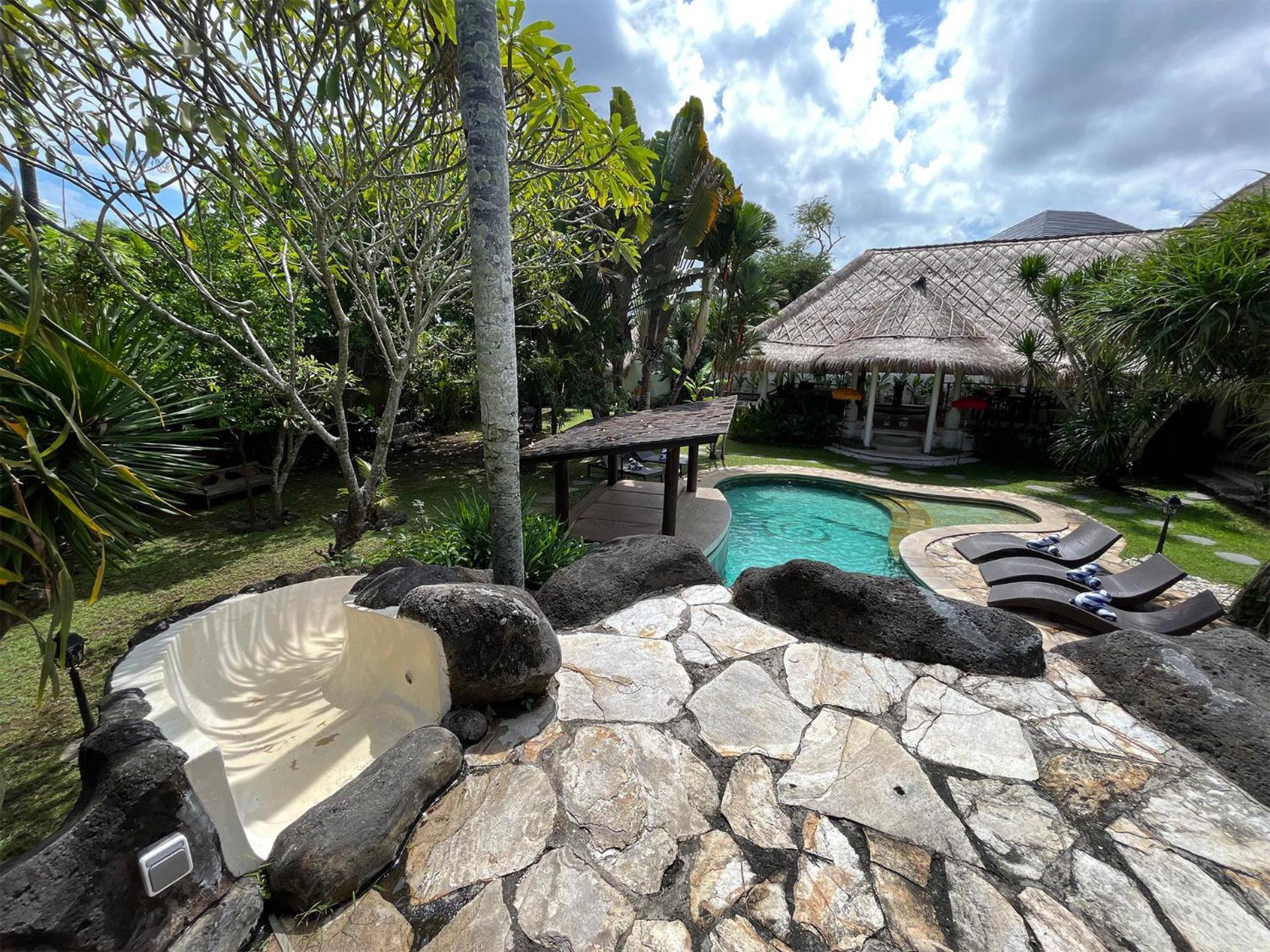 Villa Santai By Optimum Bali Villas Чангу Экстерьер фото